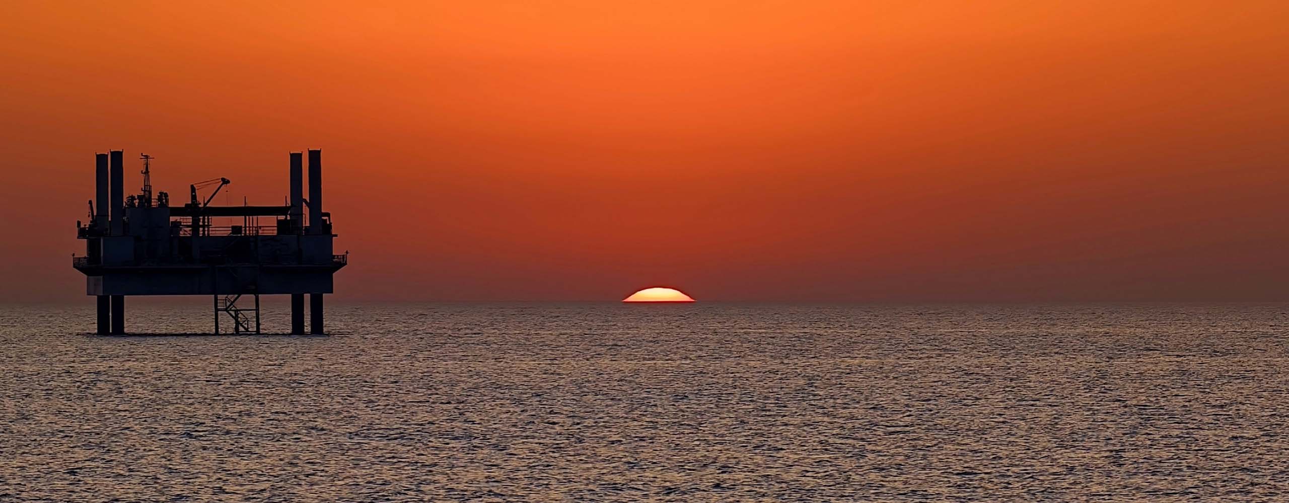 UNDERSTANDING THE OCEAN BELOW THE SEAFLOOR - Scientific ocean drilling